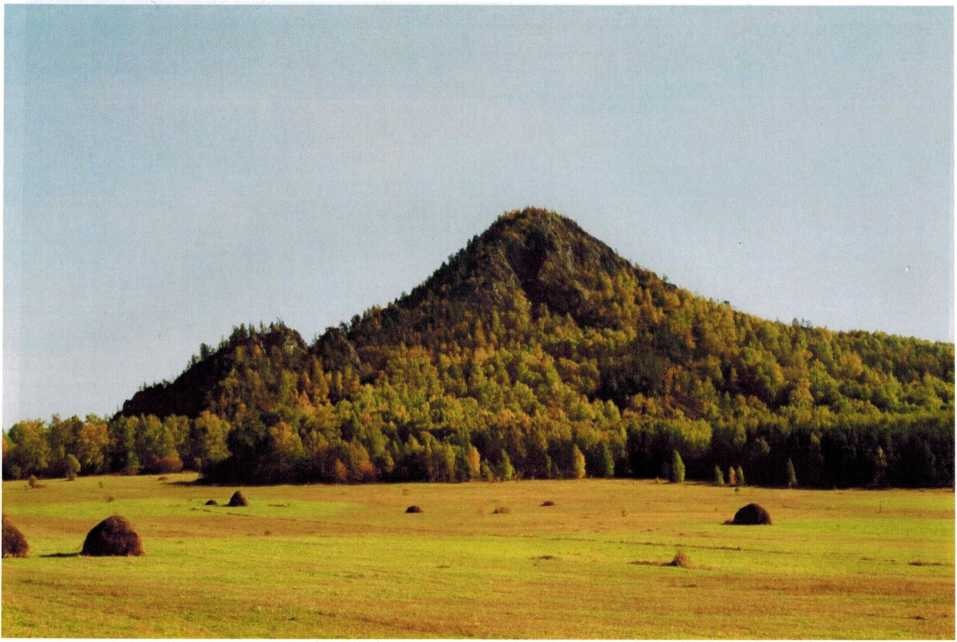 Гора Арвяк-Рязь-таш, фото А. Крепышева 2006 год.