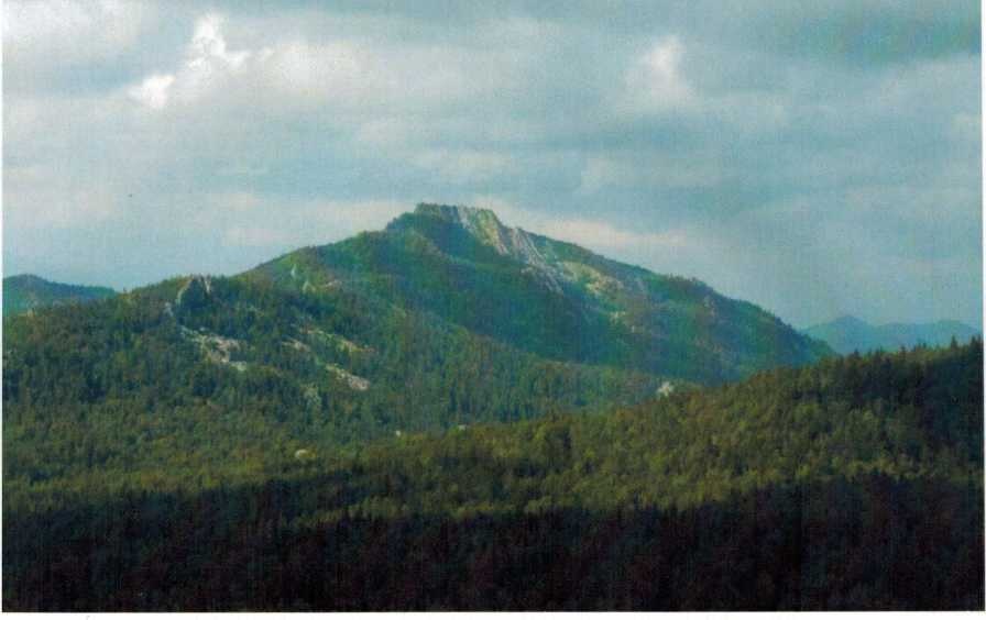 Гора Маярдак, фото О. Игиташева 2014 года